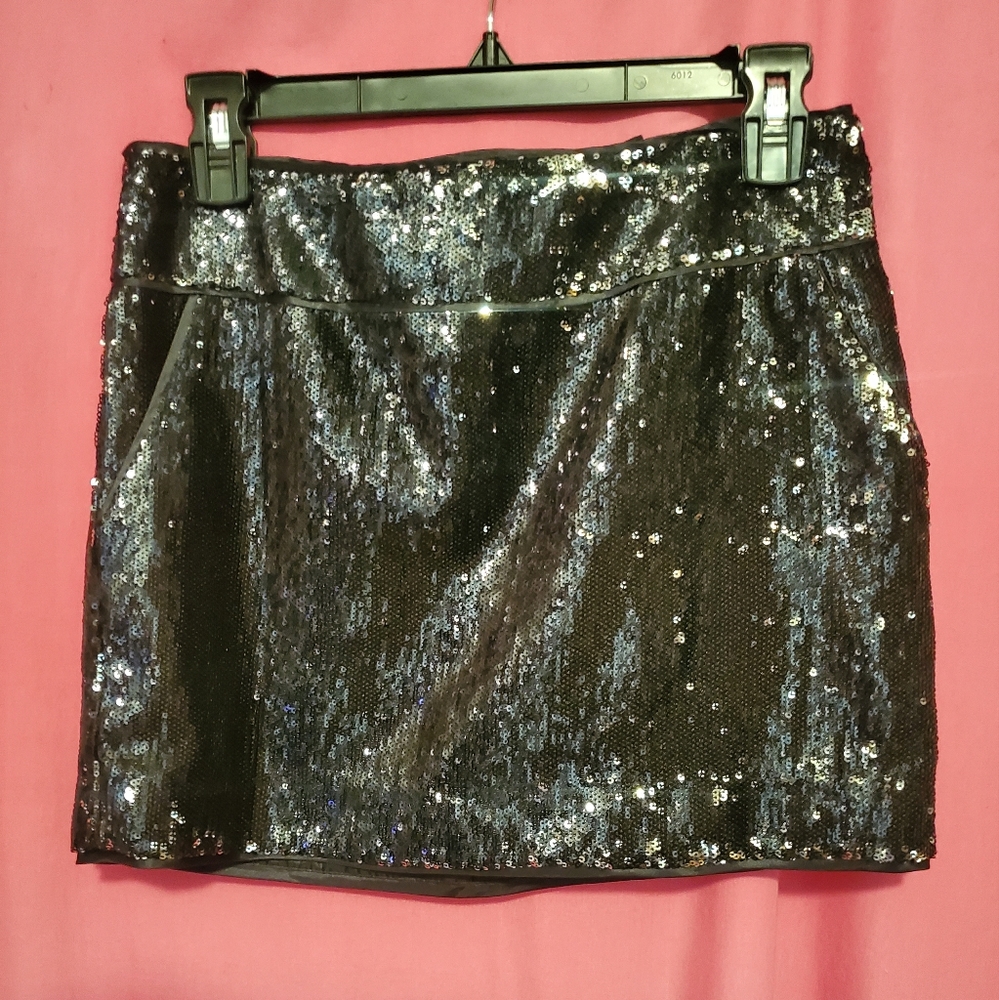 #2051 NWOT Forever 21 skirt